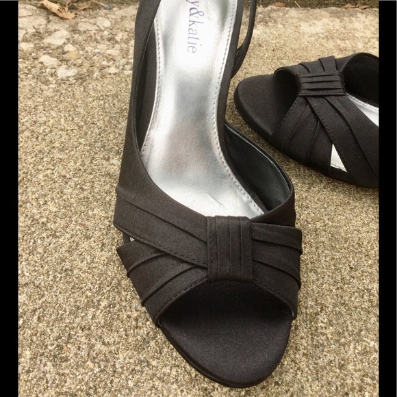 Kelly & Katie Black 3” Heels - Picture 3 of 5